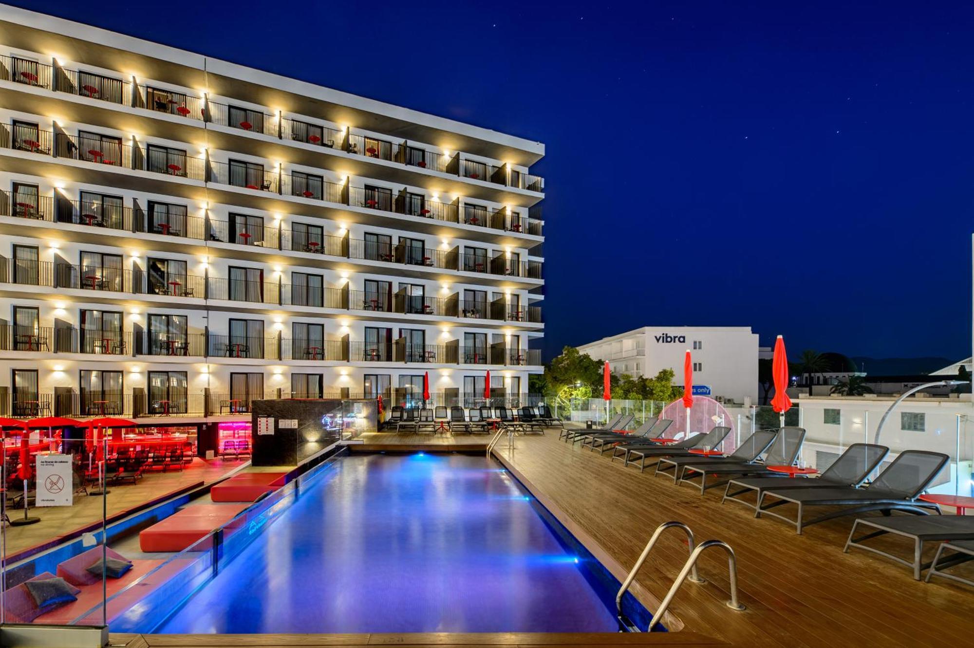 Hotel Vibra District - Adults Only San Antonio  Bagian luar foto